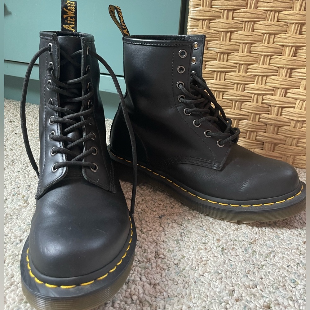 Size 8 Dr. Martens The Orginal